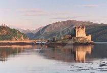 Eilean Donan Castle, Loch Duich 3 Postcard (H Std CB)