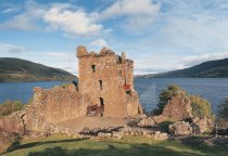 Urquhart Castle & Loch Ness 4 Postcard (H Std CB)