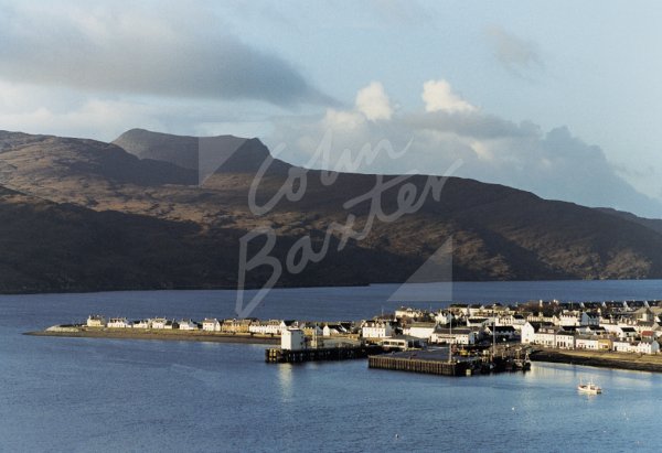 Ullapool & Loch Broom, Wester Ross 1 Postcard (H Std CB)