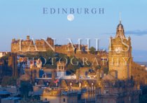 Edinburgh - Full Moon , Castle & Rooftops (H IM)