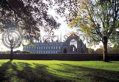 Old Holyrood Chapel & the Palace (HA6)