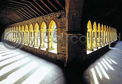 Cloisters, Iona Abbey (HA6)